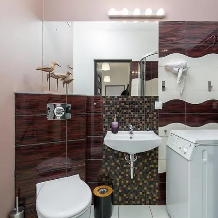 Apartment Sleepway -garbary 95-101d Poznan