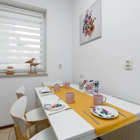 Apartment Sleepway -garbary 95-101d Poznan
